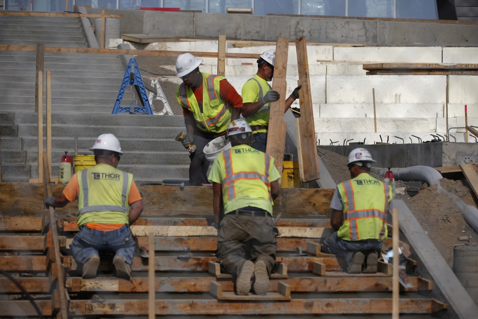 roofer work